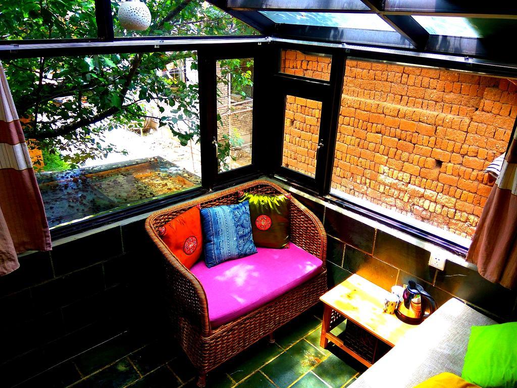 Lijiang Baisha Free Time Designed Hotel Exterior photo