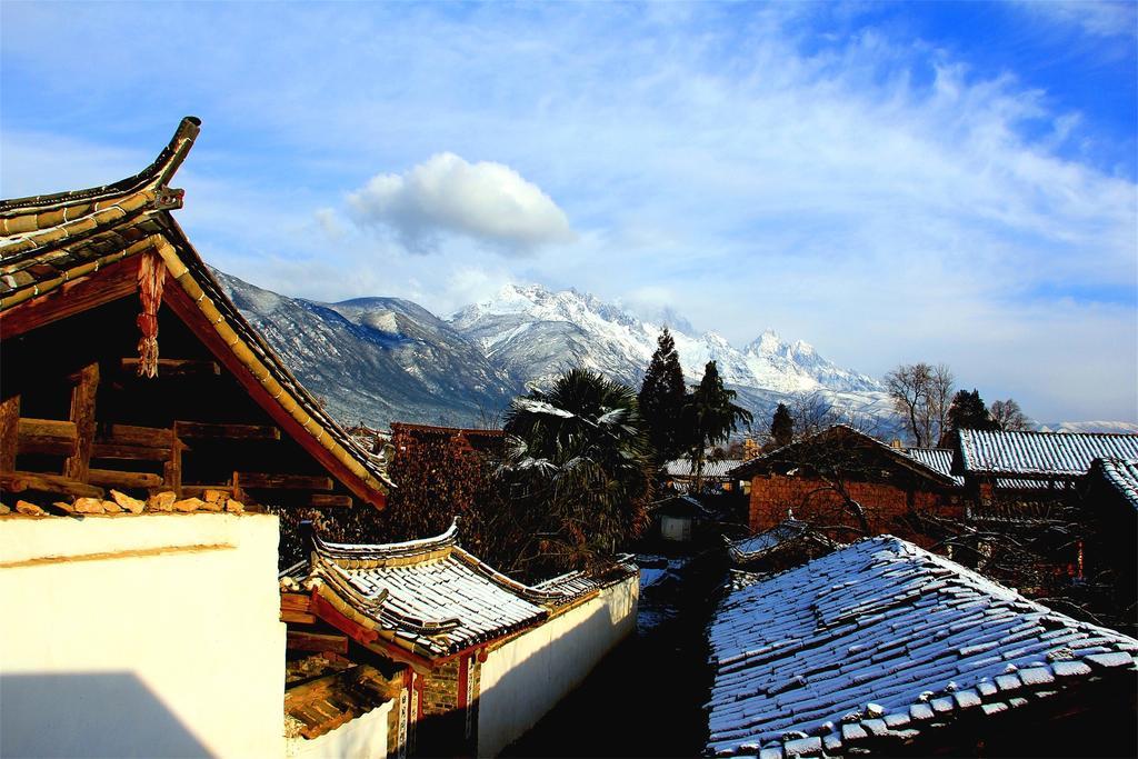 Lijiang Baisha Free Time Designed Hotel Exterior photo
