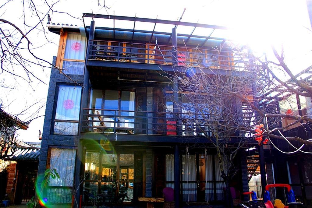 Lijiang Baisha Free Time Designed Hotel Exterior photo