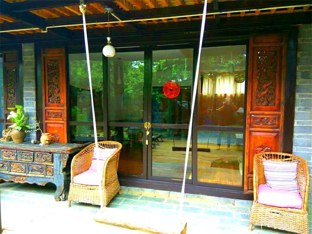 Lijiang Baisha Free Time Designed Hotel Exterior photo