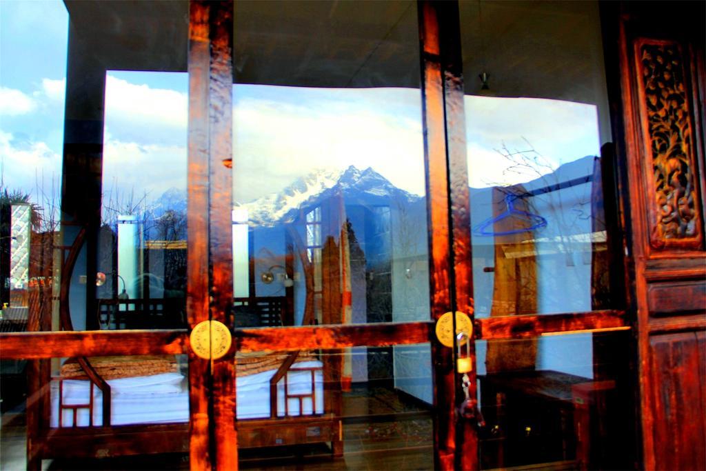 Lijiang Baisha Free Time Designed Hotel Exterior photo