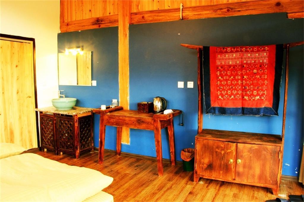 Lijiang Baisha Free Time Designed Hotel Exterior photo