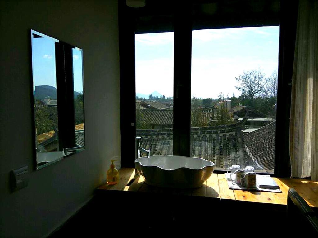 Lijiang Baisha Free Time Designed Hotel Exterior photo