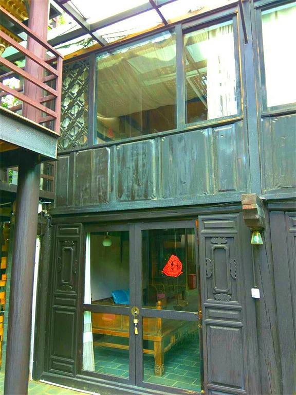 Lijiang Baisha Free Time Designed Hotel Exterior photo