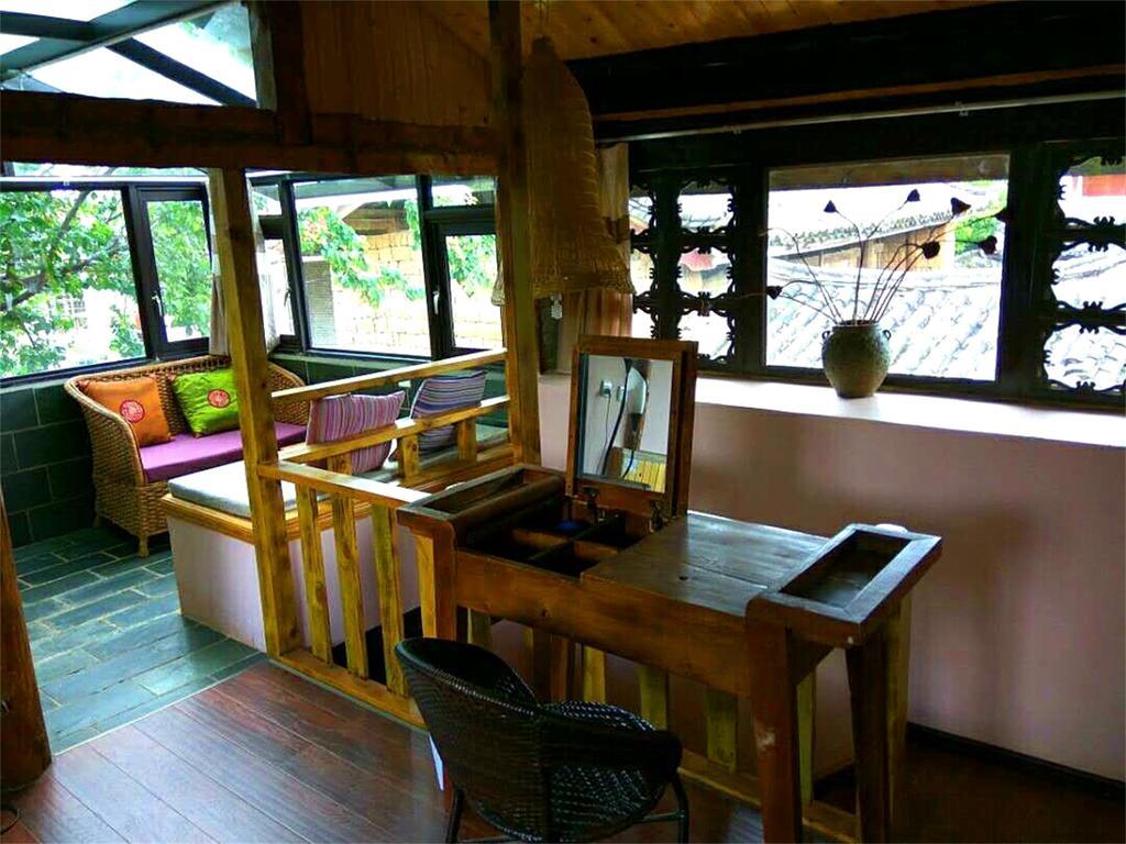 Lijiang Baisha Free Time Designed Hotel Exterior photo
